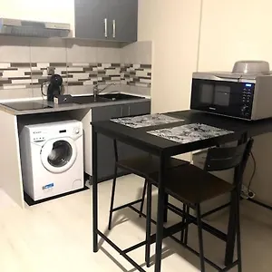  Appartement Charmant Studio En Provence Avec Arrivee Autonome